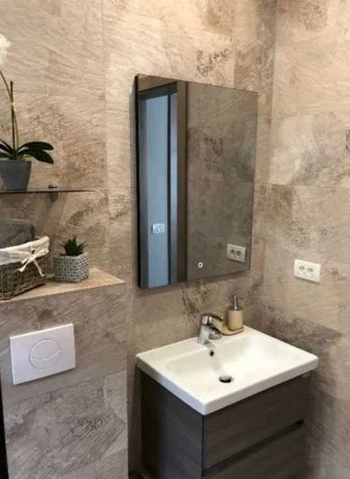 Дава се под наем Двустаен апартамент в Пловдив, Остромила - 65 кв.м за 219.3 € - Снимка #2