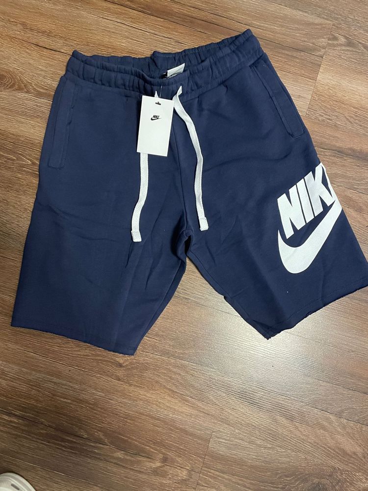 Bermude Nike albastru