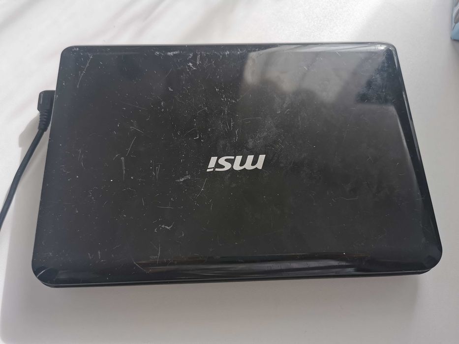 Mini laptop MSI pentru piese