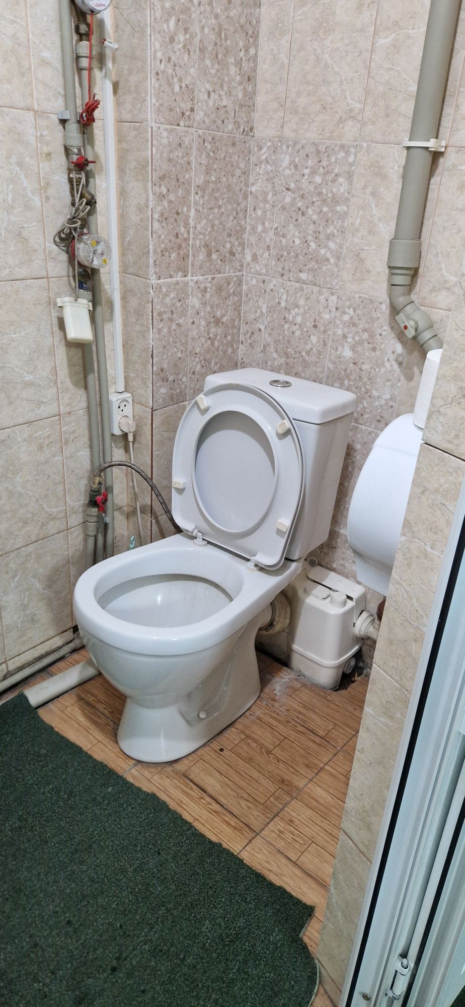 Сдаётся ком.помещение.подходит под любой, вид деятельности.