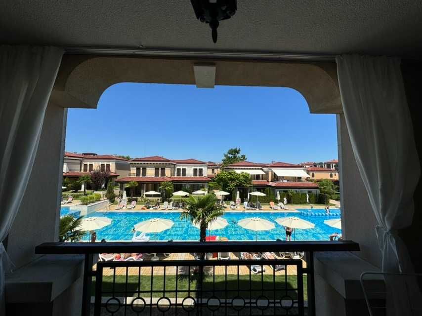 Ново модерно  ремонтирано студио в луксозния комплекс Грийн- Лайф