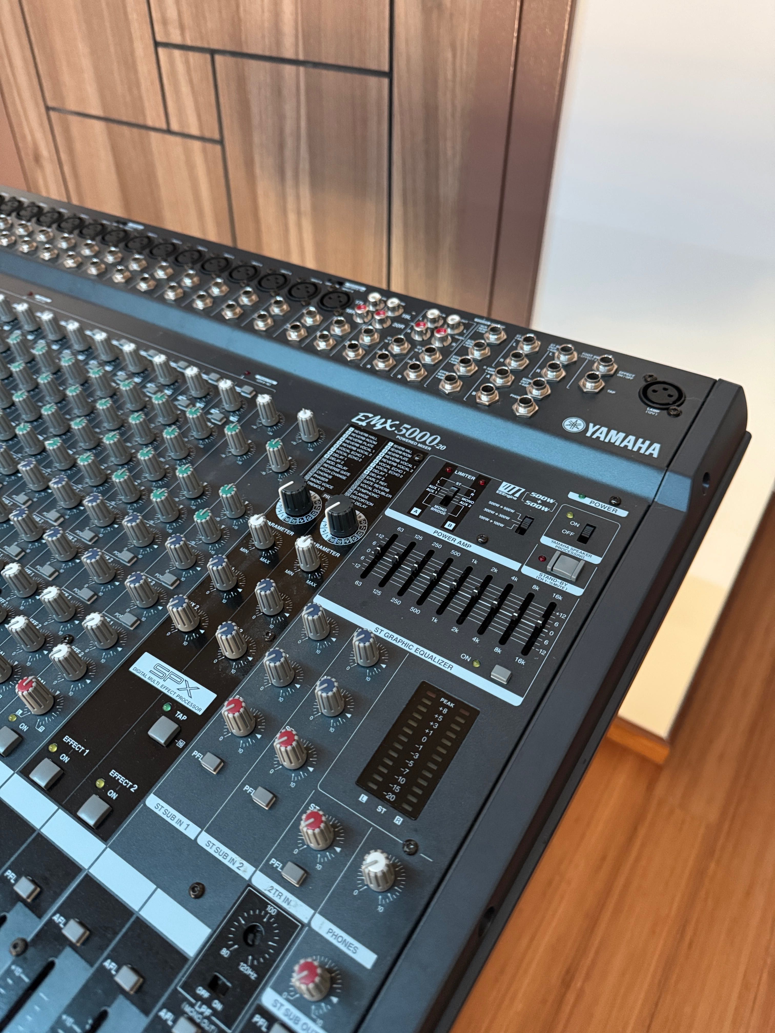 Пулт Yamaha EMX 5000 Power Mixer