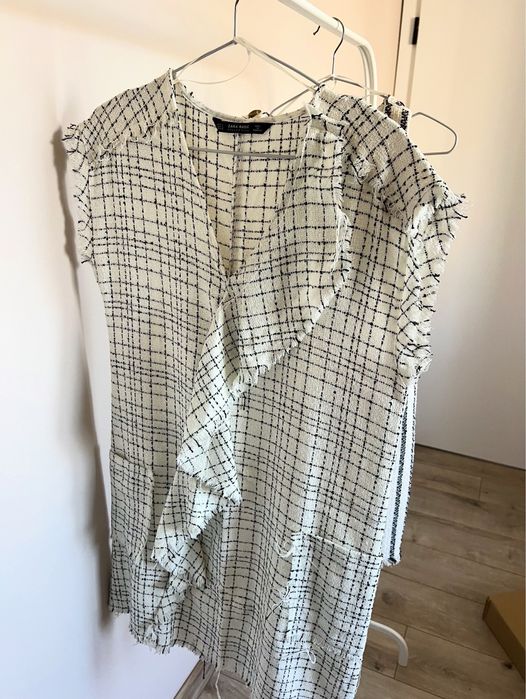 Рокля от букле ZARA