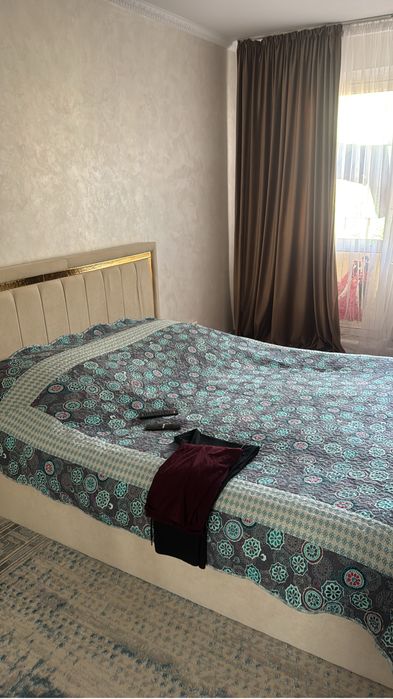 Кровать с матрасом