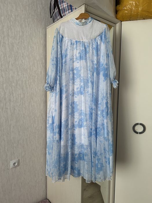 42,44,46 размер көйлек сатылады. Бағасы 20 мың