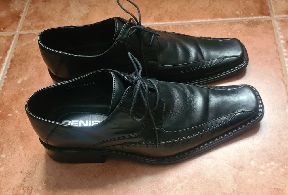 Pantofi din piele