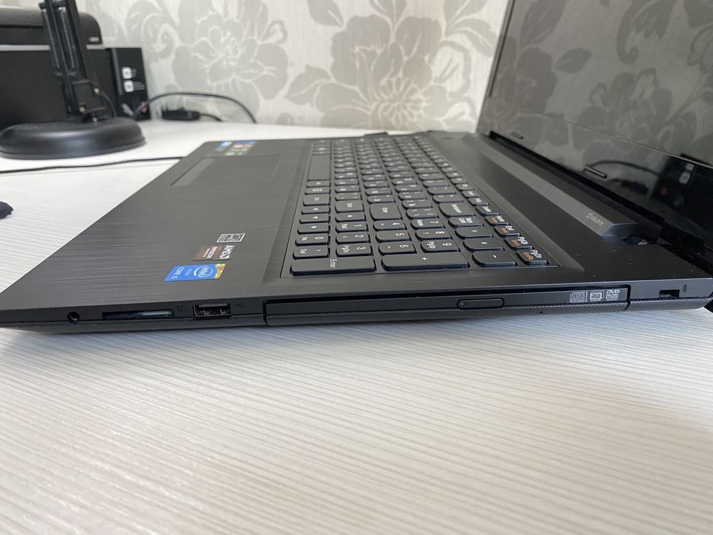 Ноутбук Lenovo G50-70