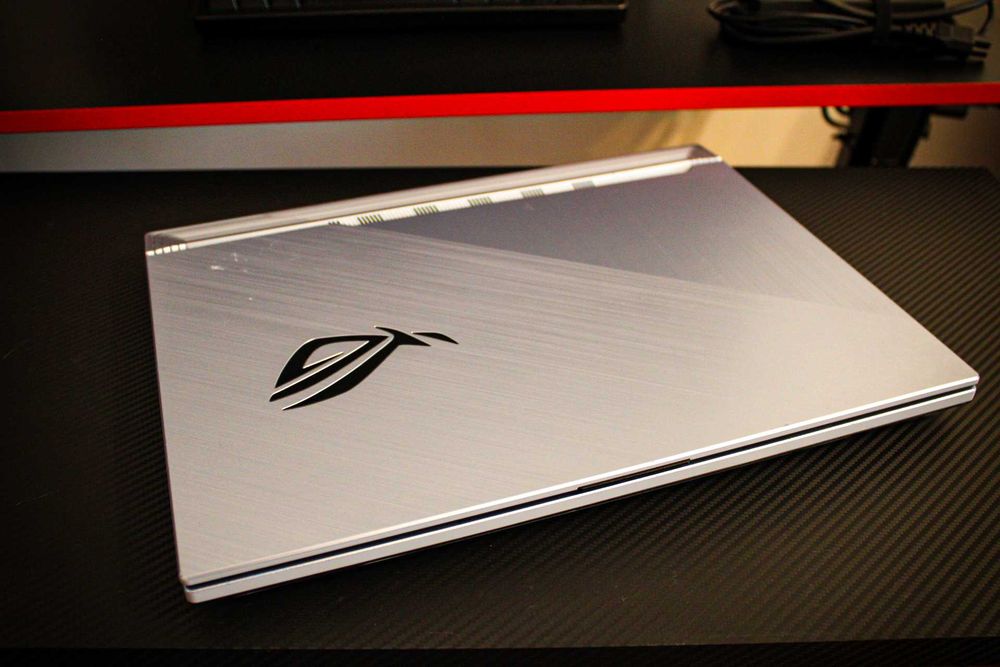 Laptop Gaming Asus Rog Strix G531GT i7 Gen-9 16GB RAM GTX1650