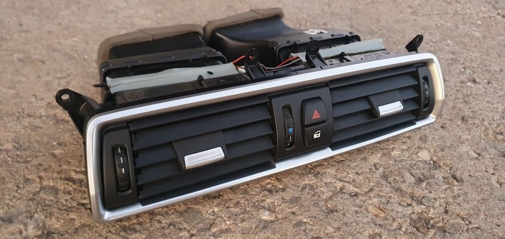 Grila de Aer Bord Centru BMW F07 GT Europa