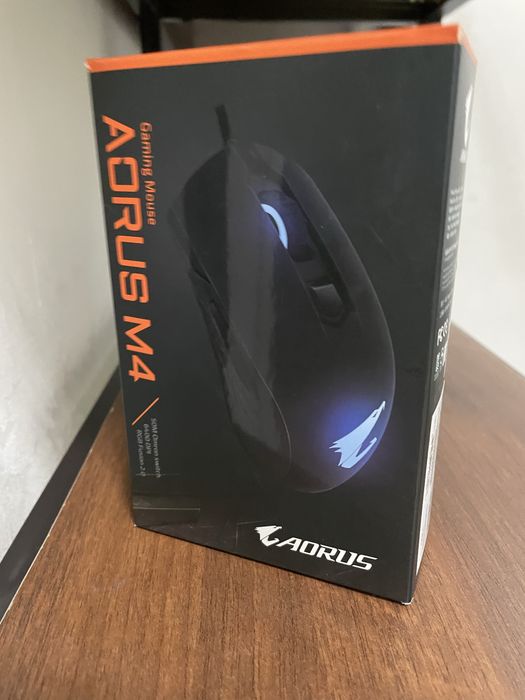 Gigabyte AORUS M4 игровая мышь