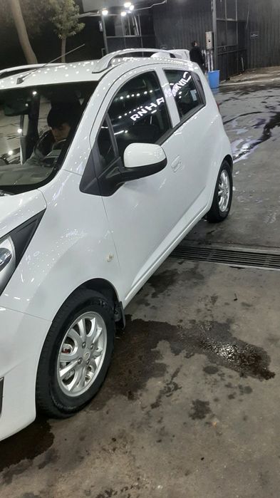 Spark toza detalida kraska yoq kam probeg