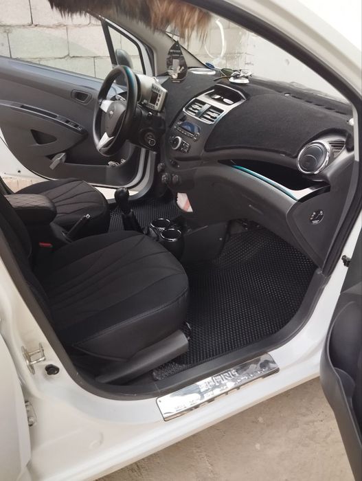 Спарк машина сотилади