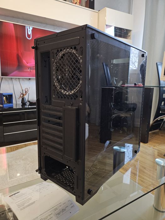 Carcasa pc deepcool  geam sticlă 4 ventilatoare