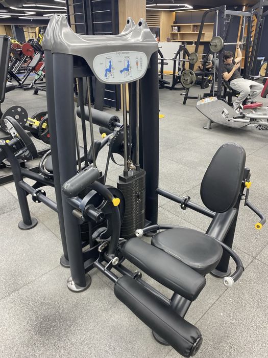 Продам тренажер разгибание ног