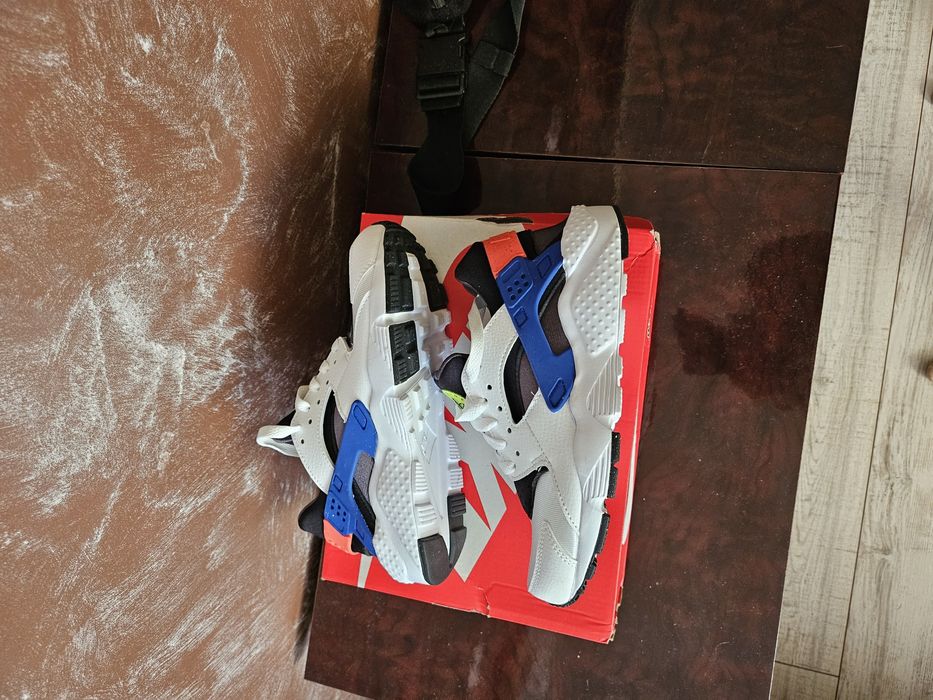 дамски маратонки NIKE  huarache