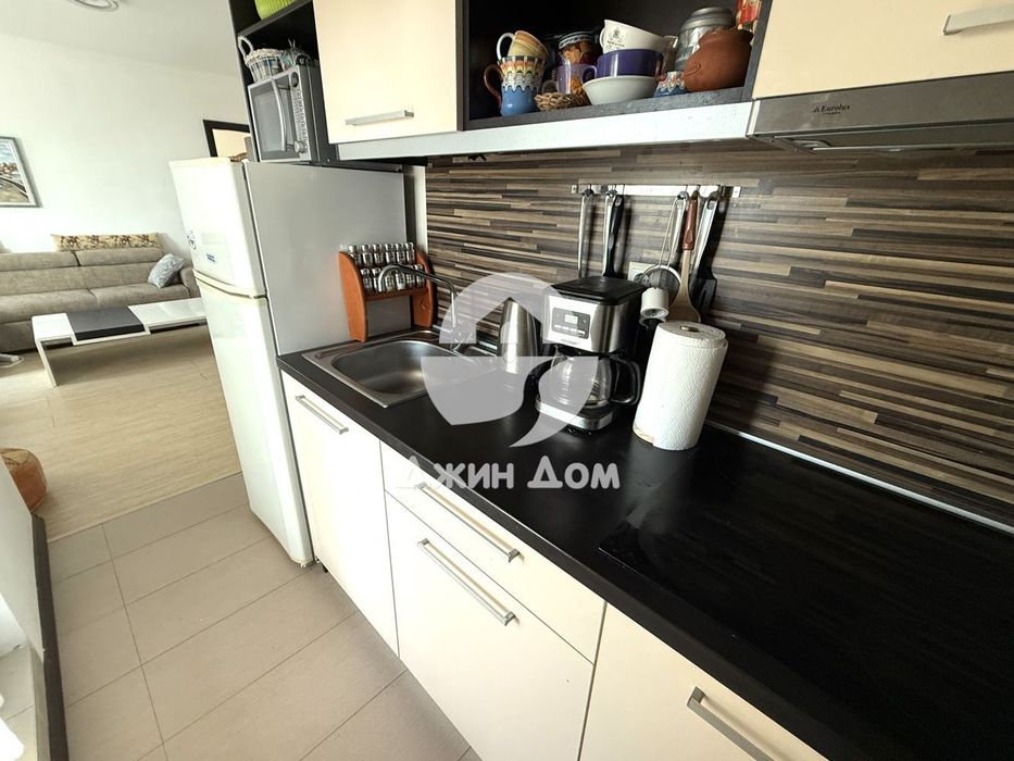 Продава се Двустаен апартамент в Свети Влас - 76 кв.м за 1237 €/кв.м - Снимка #3