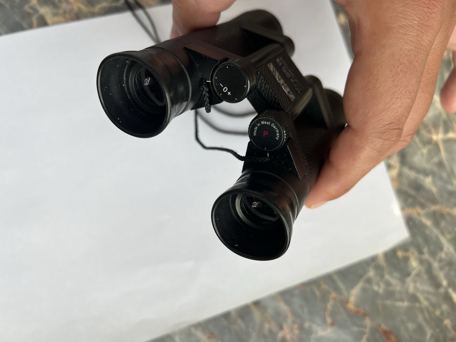 Binoclu zeiss 10x25B