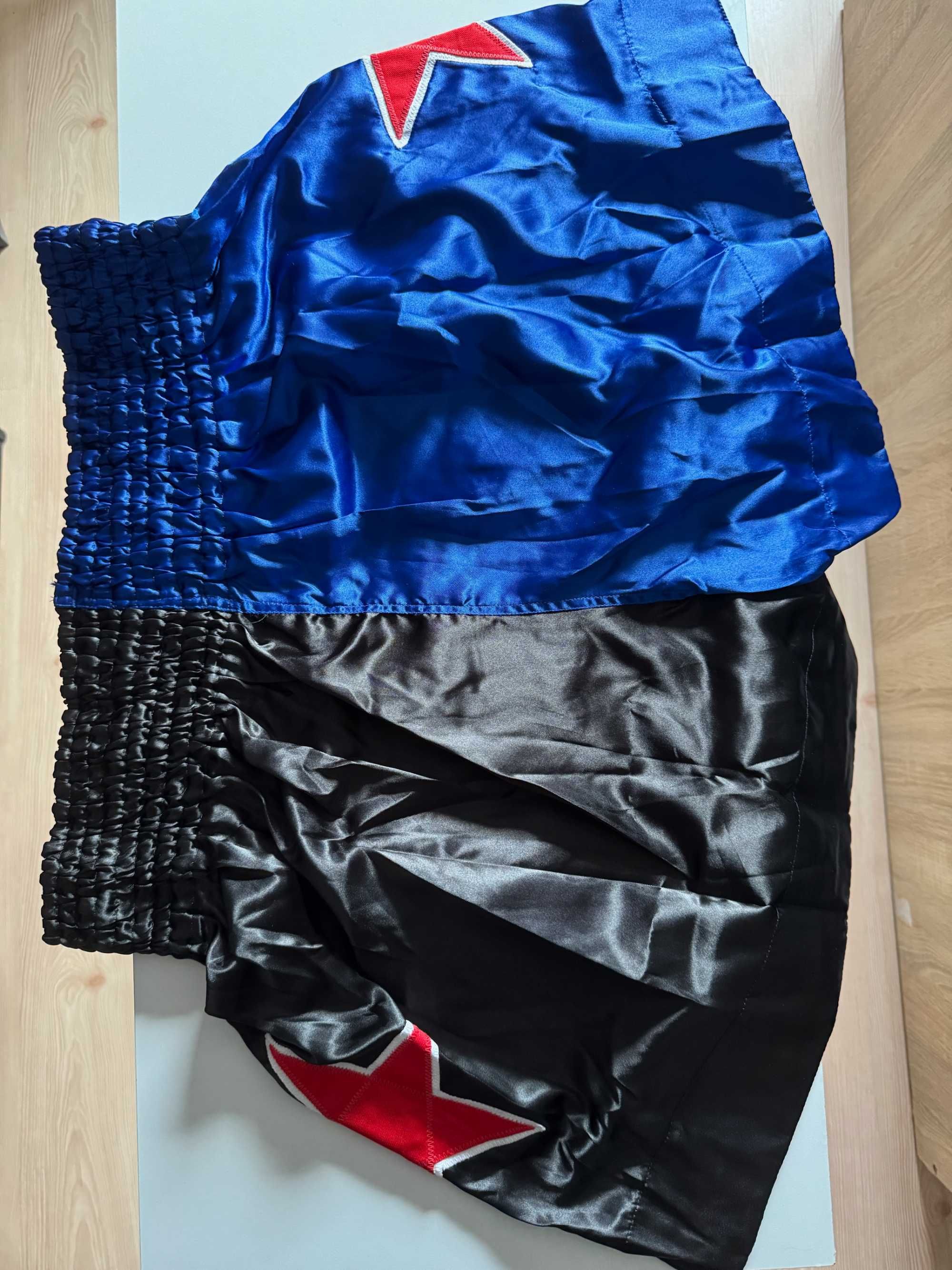 Pantaloni scurți de Muay Thai și Kickboxing