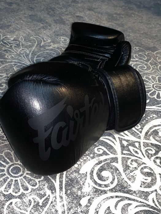 Fairtex Professional Boks Qo'lqoplari - Tailandda ishlab chiqarilgan
