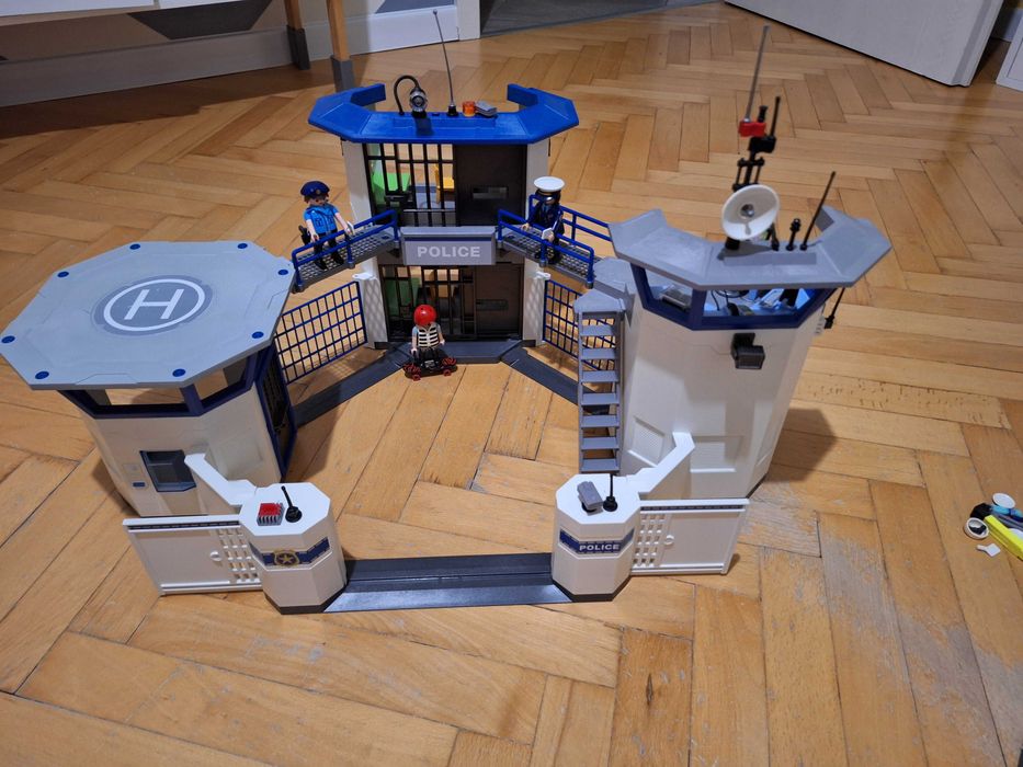 Полицейско управление на марката Playmobil