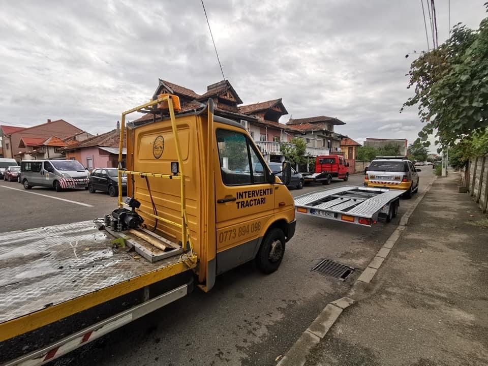 Tractari auto non-stop macara auto accidente auto relocari auto