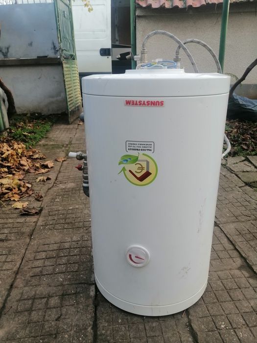 Радиатори 2бр 120 на 60см и бойлер 80л. Панелен и алуминиев