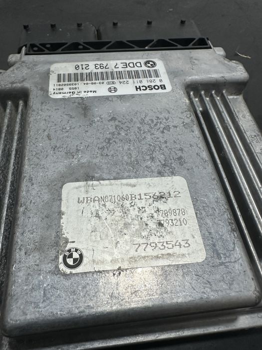 Calculator ecu motor BMW Seria 5 E60 E61 530d 7793210 | 3.0 M57