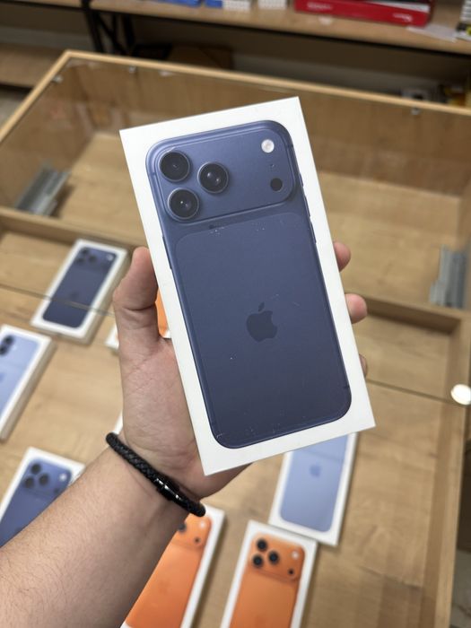 iPhone 17 Pro Max 256GB EAC Запечатанный Deep Blue