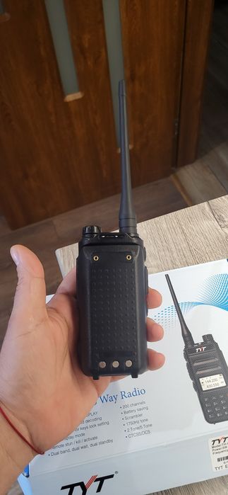 Нова радио станция TYT Tah-UV88