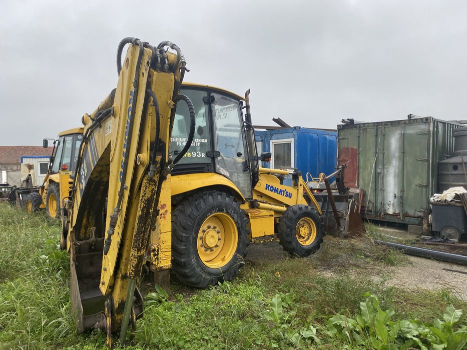 Buldoexcavator Komatsu WB93R-5 4x4  stare excelentă gata de lucru