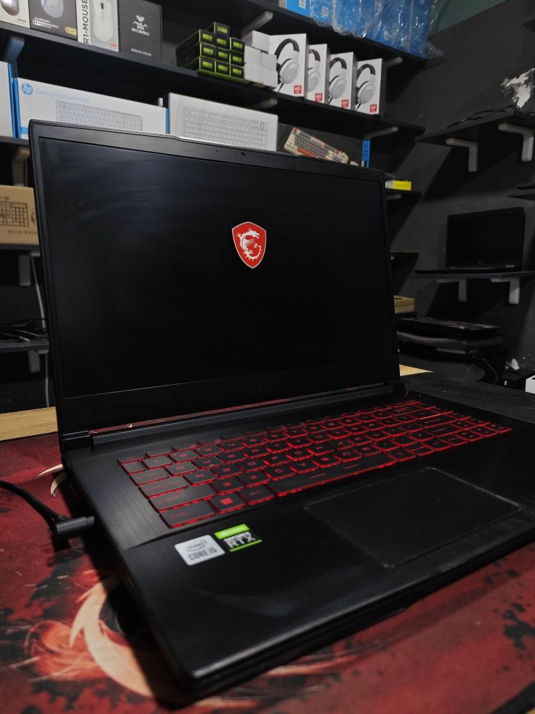 Ноутбук/i5 10500h/SSD 512/ozu 8/RTX 3050TI