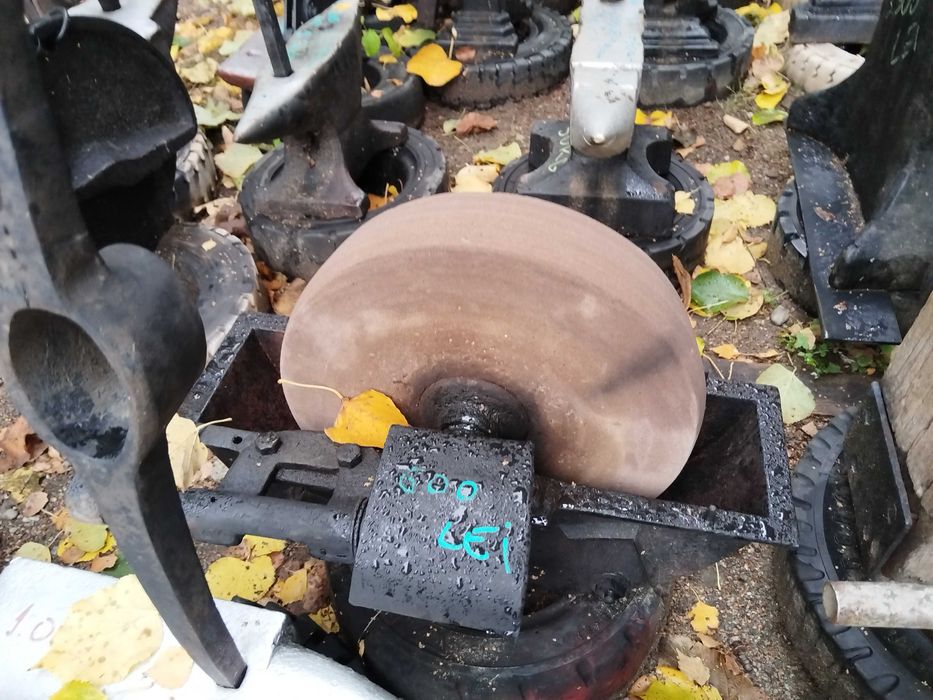 Polizor manual antichitate foarte vechi de colectie