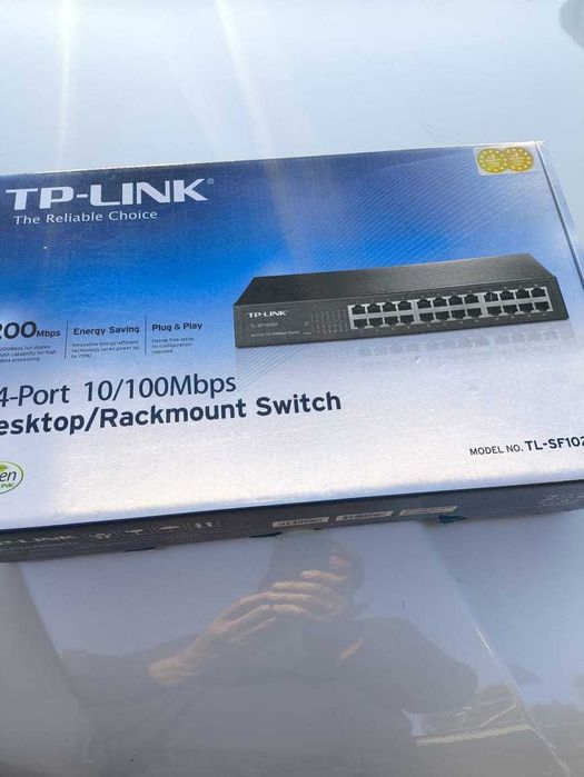 Новый гигабитный 24 портовый Коммутатор/ свитч / хаб D-Link DGS-1024D