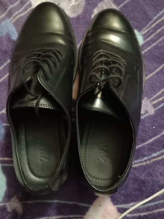 Pantofi bărbați în stare foarte buna