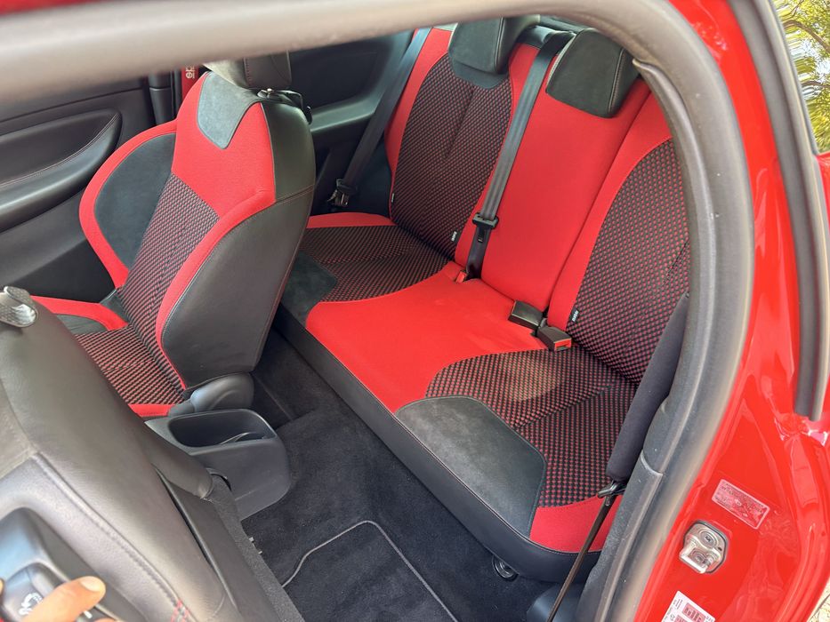 Citroen DS3 1.6 HDi 110кс