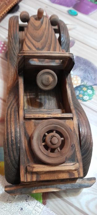 Fluier din lemn facut manual