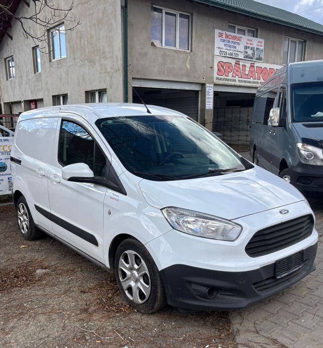 Ford Transit Courier