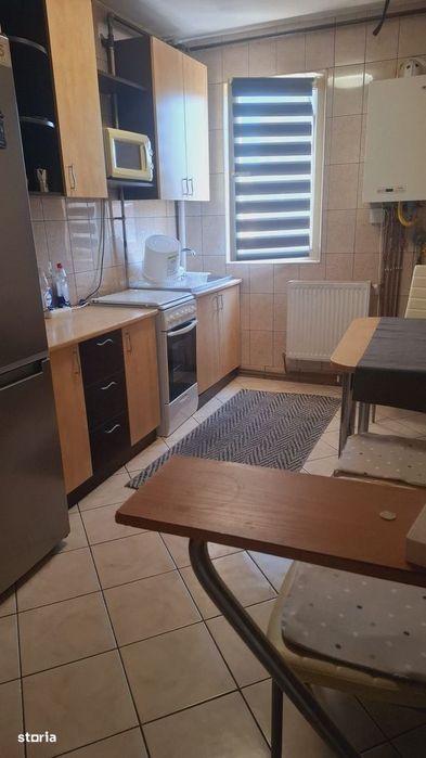 Apartament cu 2 camere mobilat si utilat