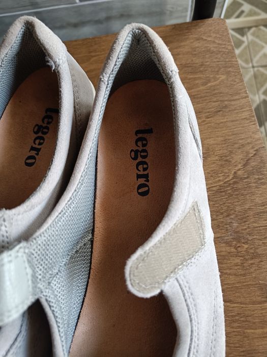 Vând pantofi dama piele naturala,Nr.41