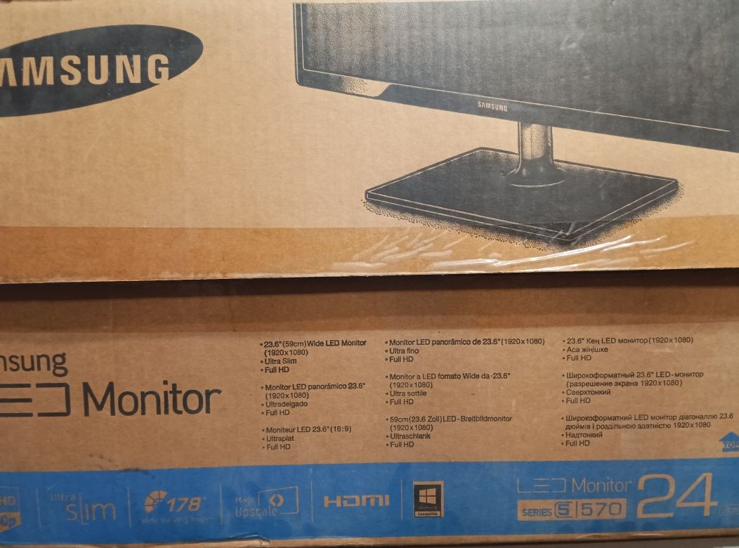 Монитор Samsung Series 5/570