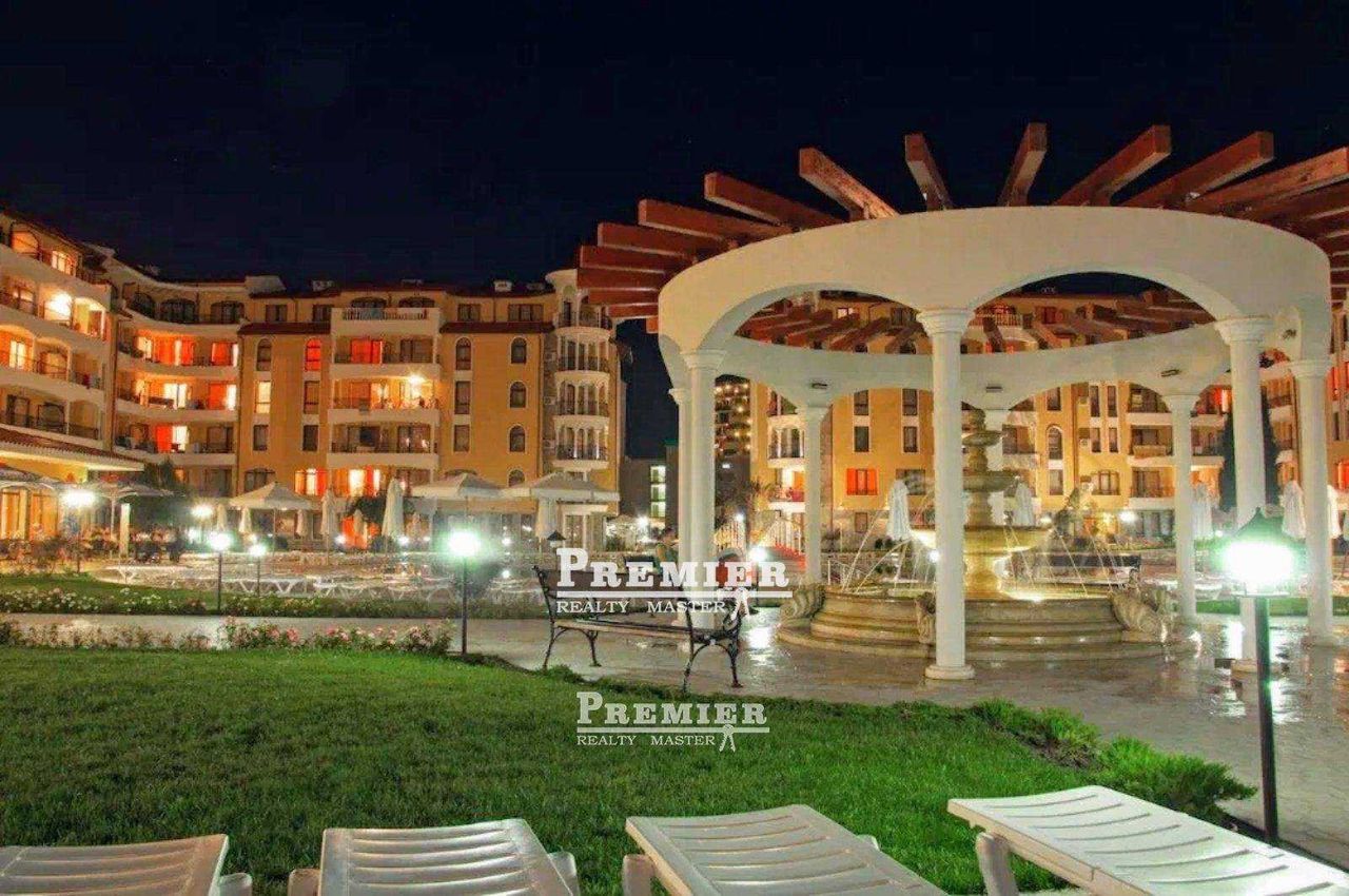 Продава се Двустаен апартамент в к.к. Слънчев бряг - 65 кв.м за 1154 €/кв.м - Снимка #20
