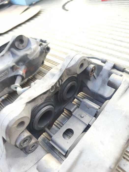 BMW Upgrade - Etriere Față Brembo 4P