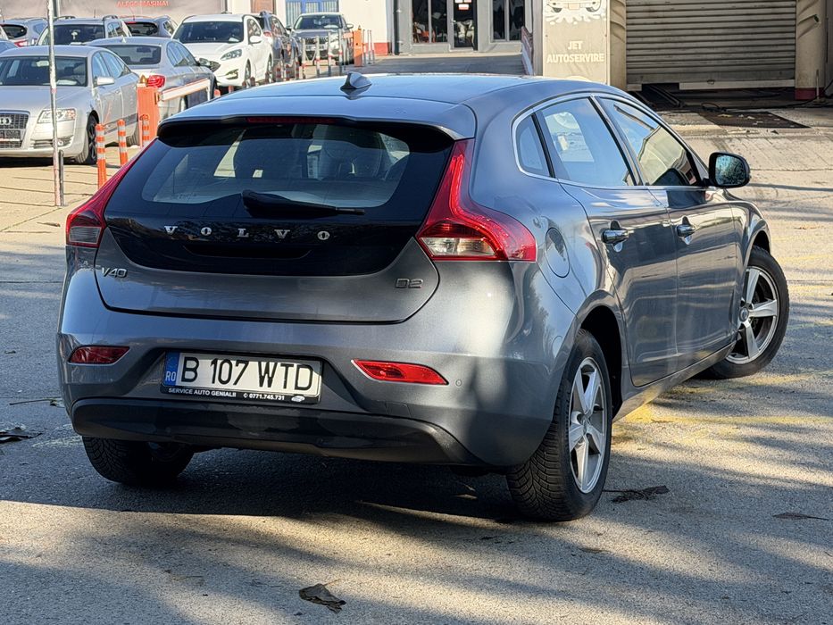Volvo V40 - 2.0d 120Cp - impecabil, unic proprietar, km reali