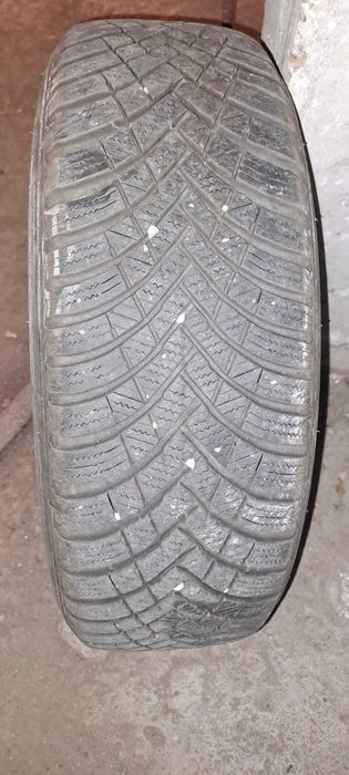 Vând set de 4 roți iarnă 205/60/r16