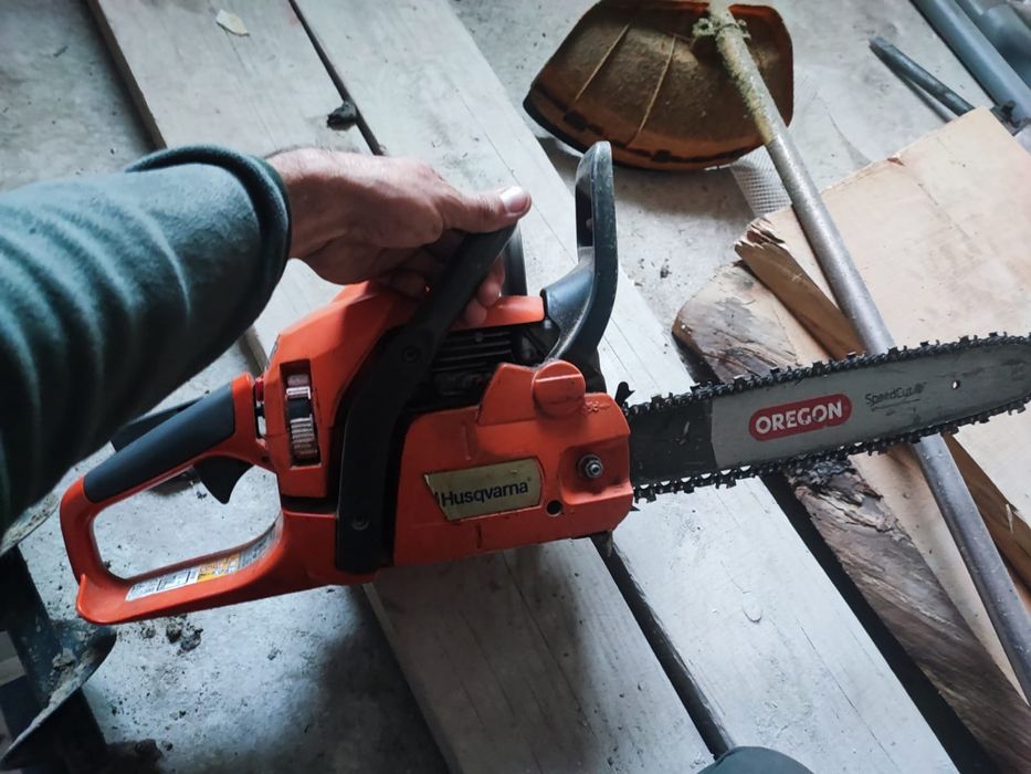 Husqvarna 440 X-Torq de vânzare