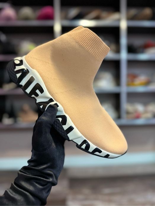 Adidasi elastic Balenciaga AAA cu mic defect