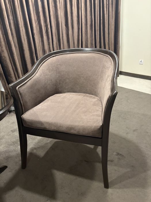 Мягкие кресло со столом оптом