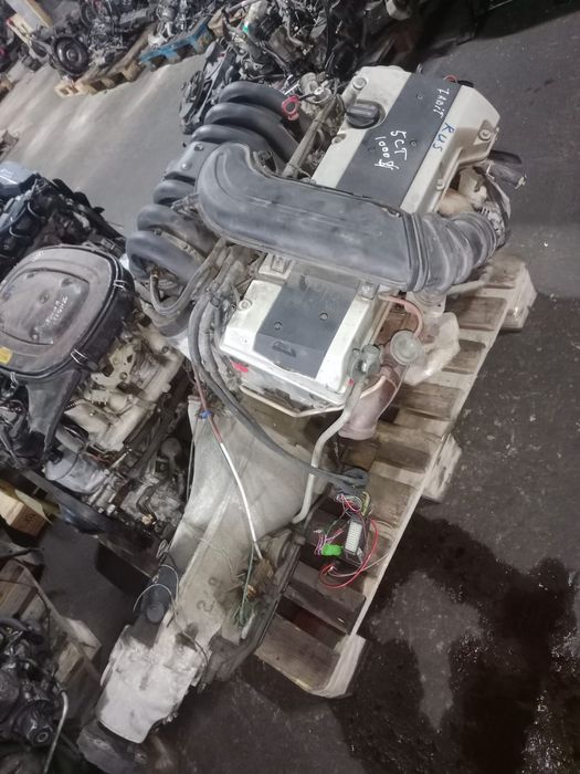 Мерседес 210 Мерседес 210.