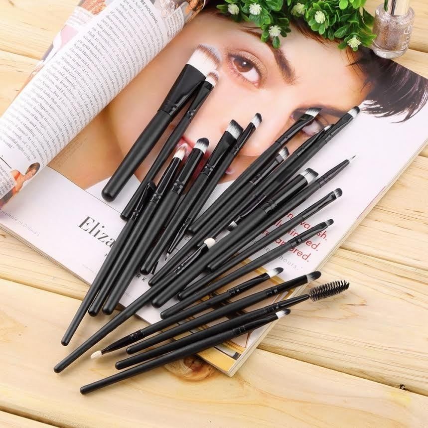 Set 20 pensule machiaj Black, Husa depozitare inclusa