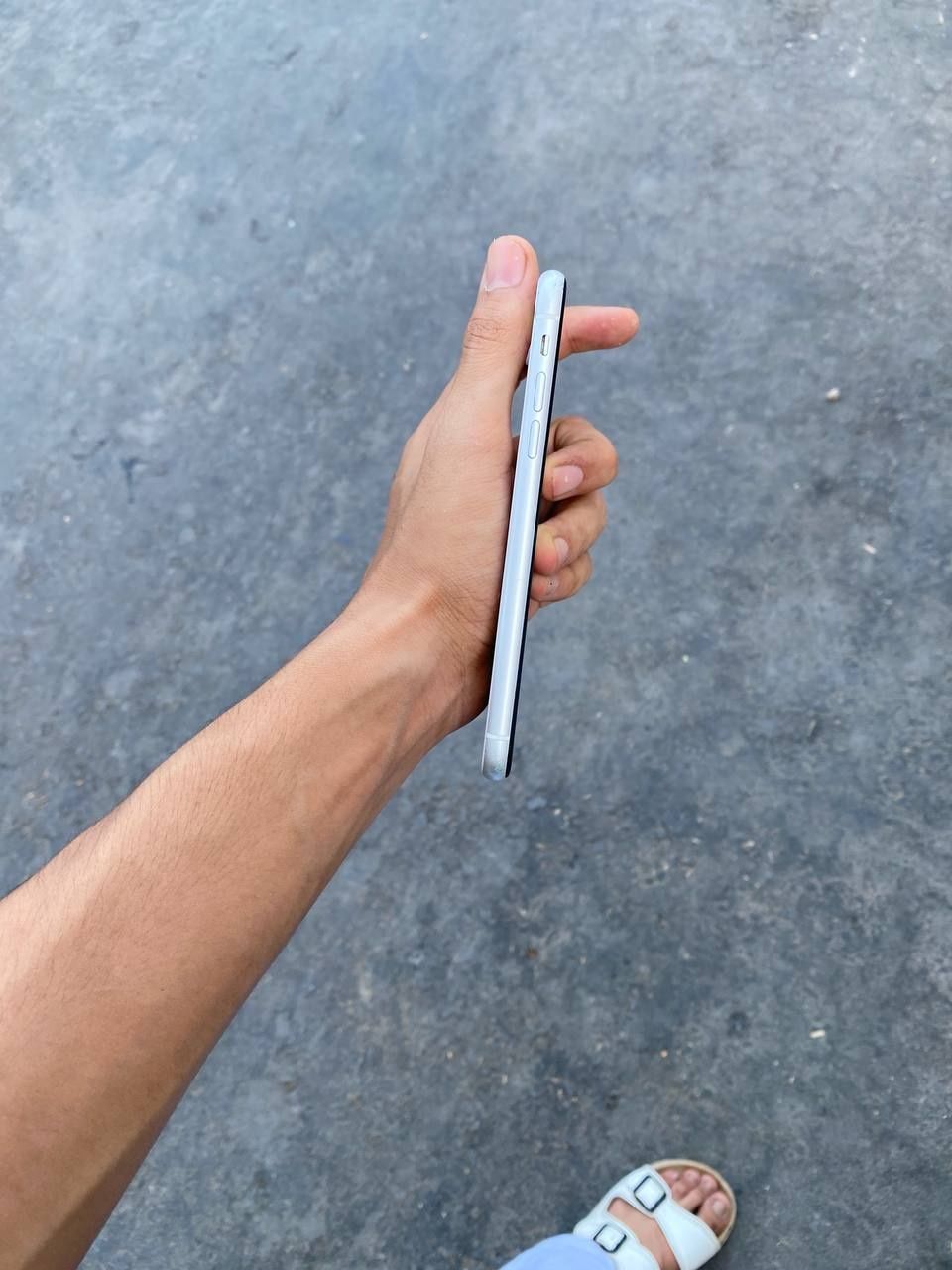 Iphone Xr idial xolatda